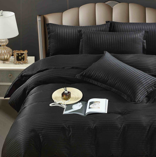 Set Lenjerie de Pat DAMASC, 6 piese, pat 2 persoane, cu elastic culoare Negru