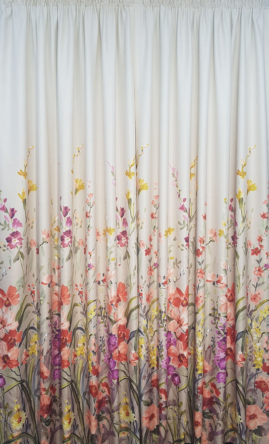 Draperie spring flowers, croita cu rejansa, by Seredesign | draperie-spring-flowers-croita-cu-rejansa-by-seredesign | Draperii | seredesign.ro