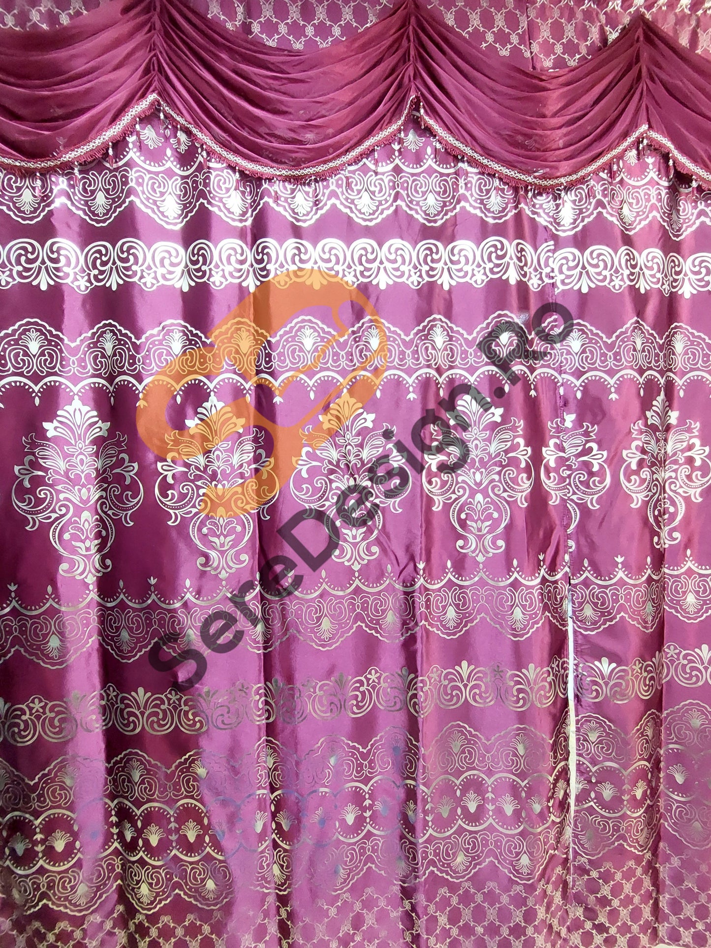 Draperie Cu Volane model Barok, L300cm x H250cm, culoare Fucsia Inchis cu insertii Aurii