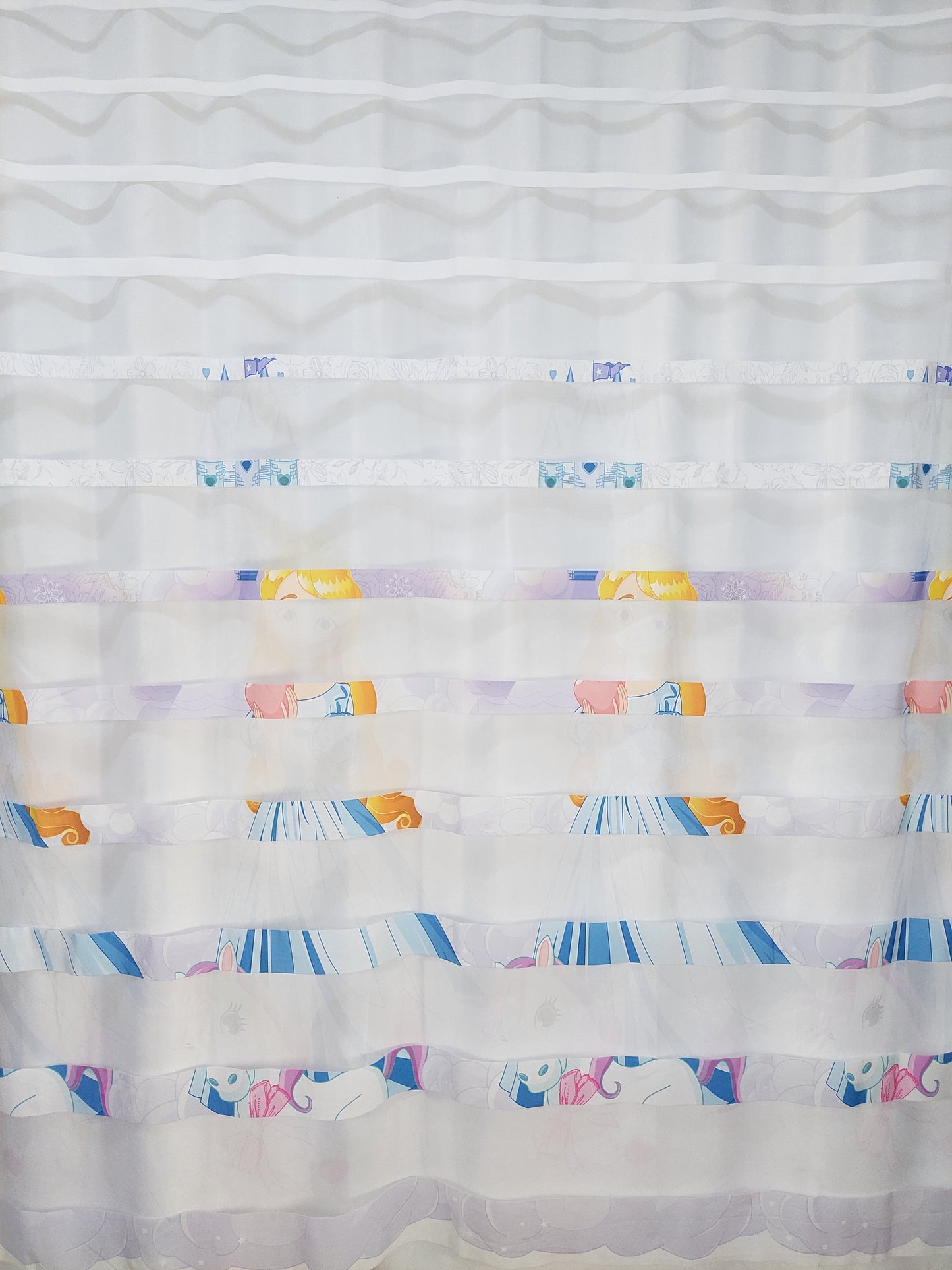 Perdea tulle Printese Ponei Dungi, fir cu plumb, croita cu rejansa pentru sina sau galerie, by SereDesign