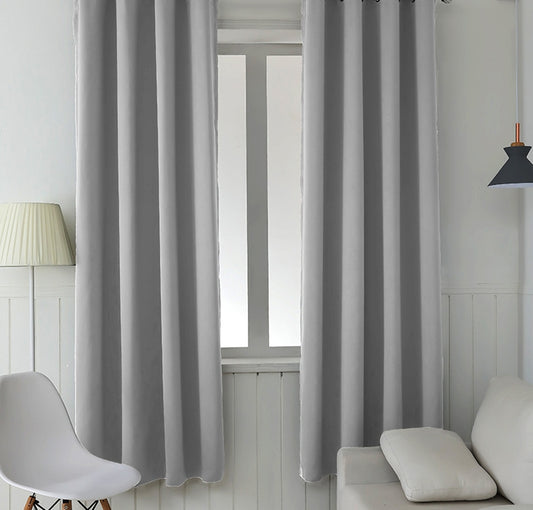 Draperie material tip Blackout culoare Grej croita cu rejansa pentru sina sau galerie, carlige sina by SeReDesign