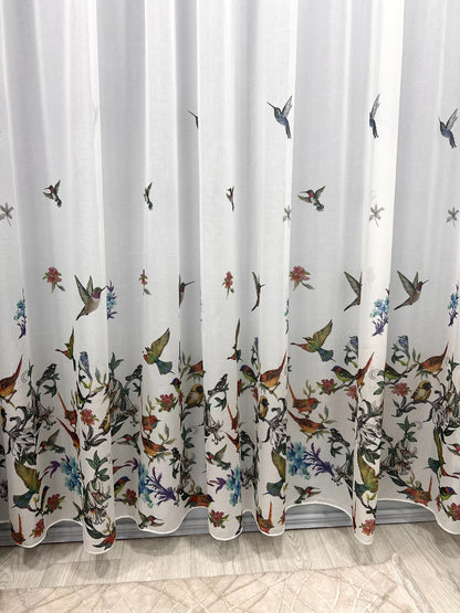 Perdea albă cu imprimeu floral și pasari – model elegant, aerisit, la comandă