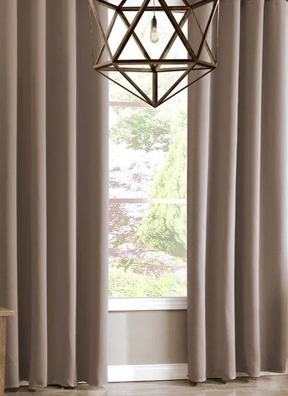 Draperie material tip Blackout culoare Grej croita cu rejansa pentru sina sau galerie, carlige sina by SeReDesign