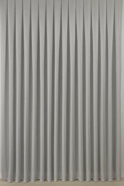 Perdea textura IN culoare GRI INCHIS elegantă – lumină naturală și rafinament pentru orice cameră