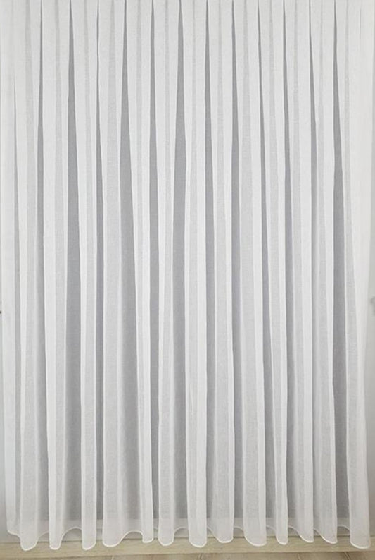 Perdea textura IN culoare ALBA elegantă – lumină naturală și rafinament pentru orice cameră