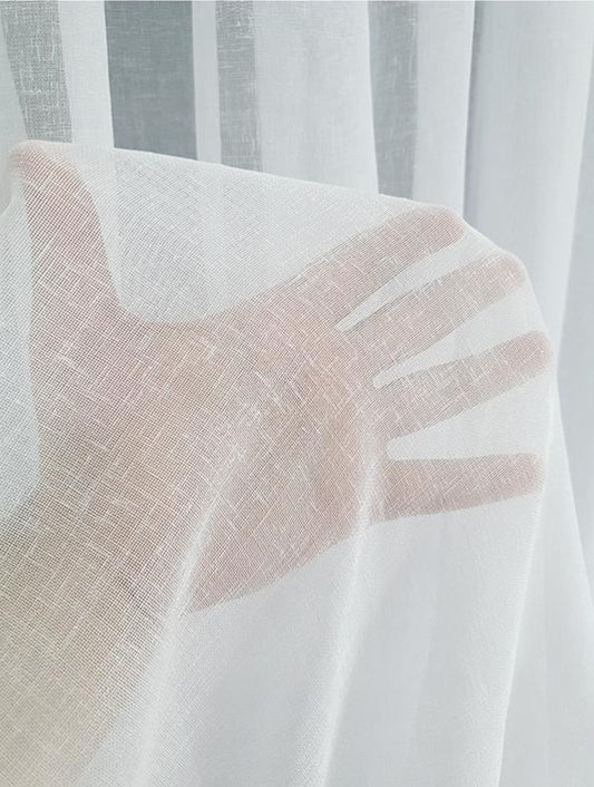 Perdea textura IN culoare ALBA elegantă – lumină naturală și rafinament pentru orice cameră