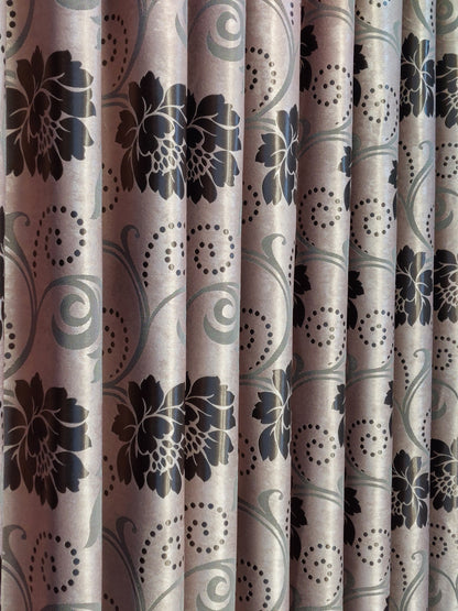 Draperie Blackout culoare Maro croita cu rejansa pentru sina sau galerie, carlige sina by SeReDesign