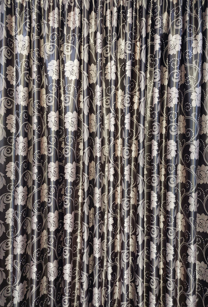 Draperie Blackout culoare Maro croita cu rejansa pentru sina sau galerie, carlige sina by SeReDesign