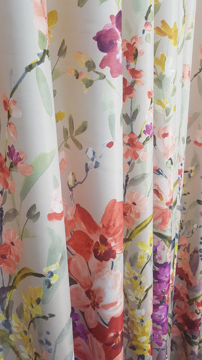 Draperie spring flowers, croita cu rejansa, by Seredesign | draperie-spring-flowers-croita-cu-rejansa-by-seredesign | Draperii | seredesign.ro