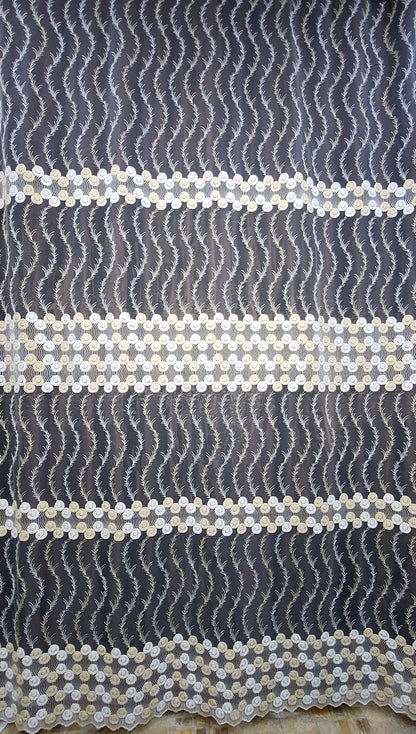 Perdea Tull Brodata culoare crem ivoire, croita cu rejansa pentru sina sau galerie, carlige sina by SeReDesign