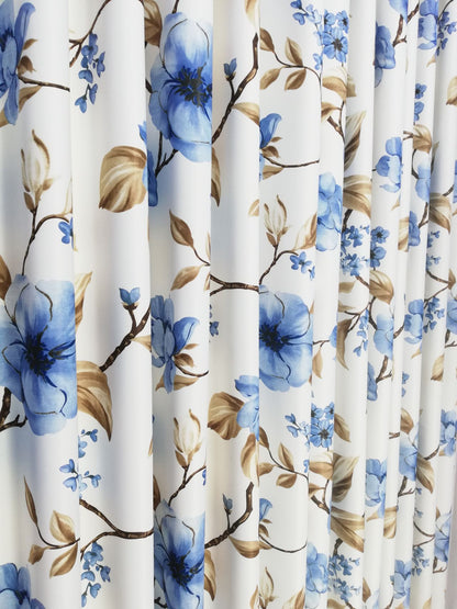 Draperie culoare alb cu model floral albastru, croita cu rejansa, by Seredesign | draperie-culoare-alb-cu-model-floral-albastru-croita-cu-rejansa-by-seredesign | Draperii | seredesign.ro